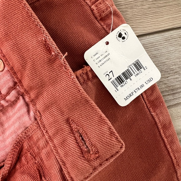 NWT - Free People - Maggie Mid Rise Straight Leg Jeans - Picture 4 of 4